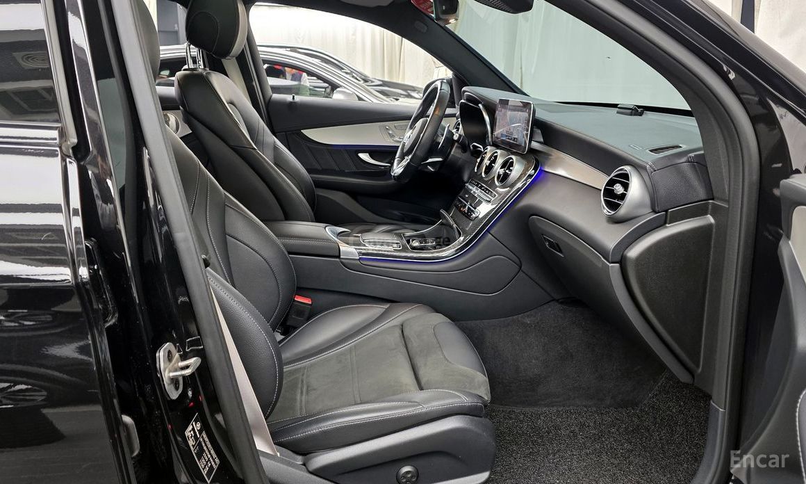 Mercedes-Benz GLC 63 AMG S AMG GLC 63 Coupe 4dr All-Whe 2021 — миниатюра 11