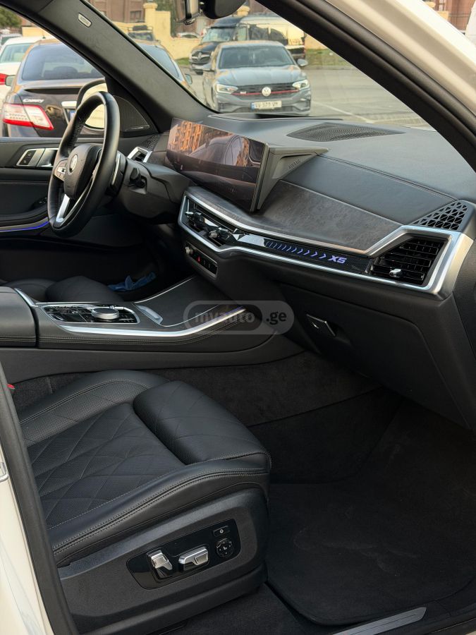 BMW X5 - фото 11