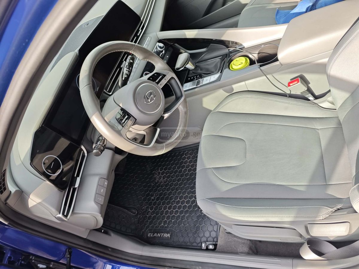 Hyundai SEL 4dr Sedan — миниатюра 12