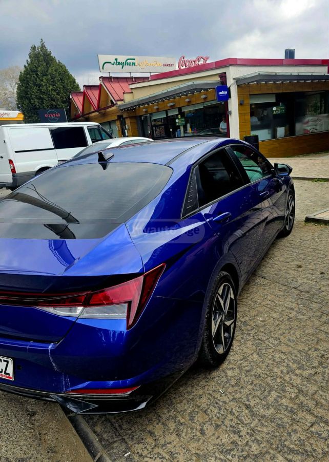 Hyundai SEL 4dr Sedan — миниатюра 3