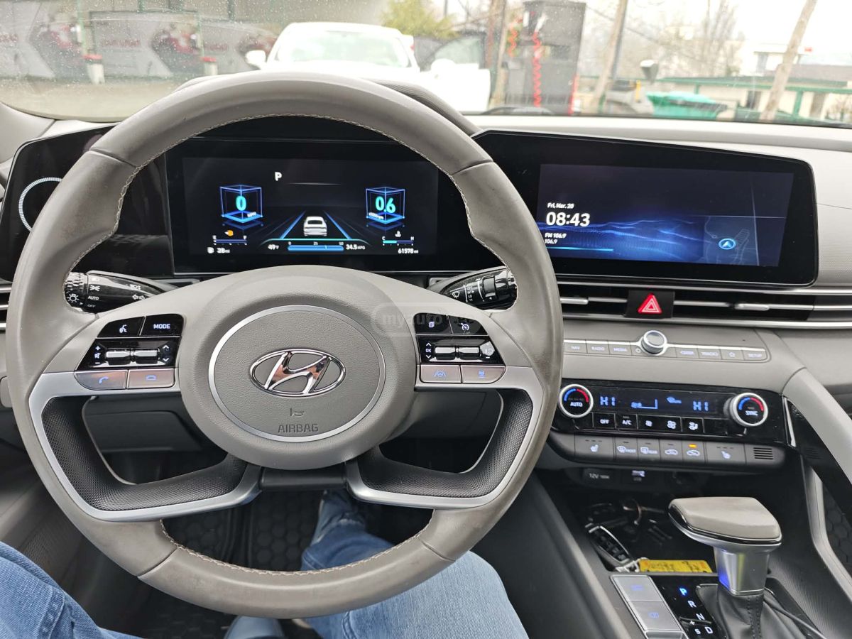 Hyundai SEL 4dr Sedan — миниатюра 5