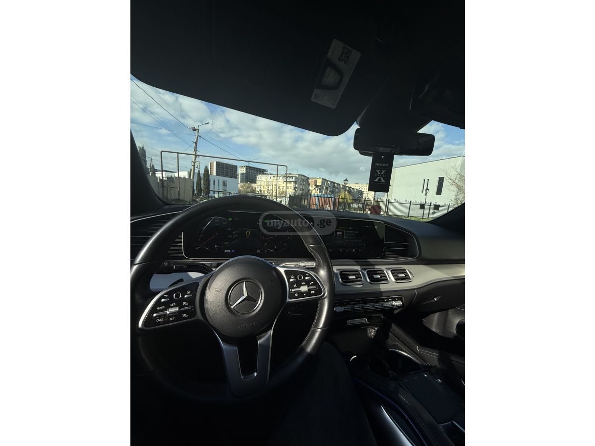 Mercedes-Benz GLE 350 - фото 14