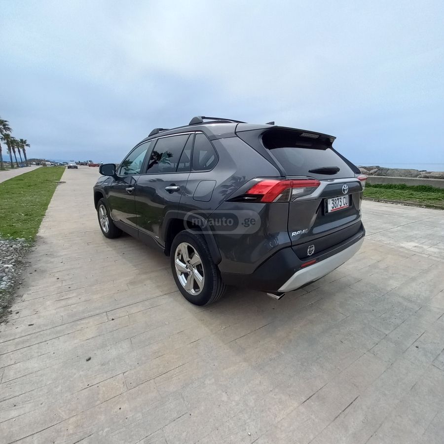 Toyota RAV 4 - фото 10