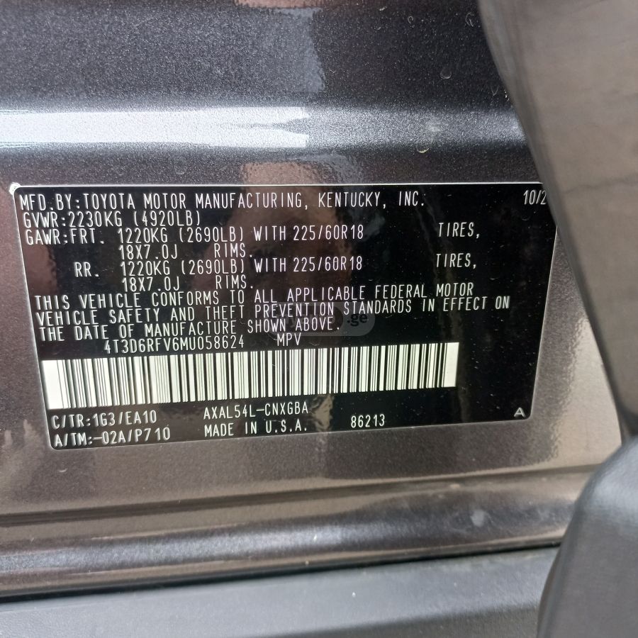 Toyota RAV 4 - фото 2