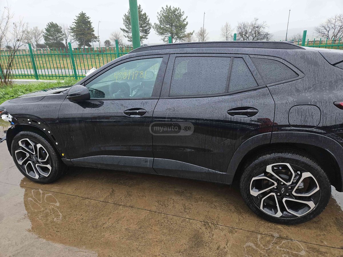 Chevrolet Trax 2024 — миниатюра 3