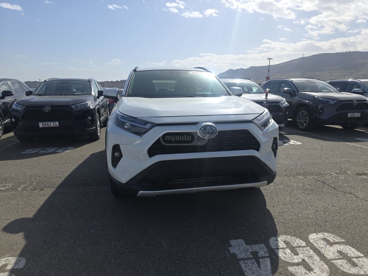 Toyota RAV 4 - фото 3