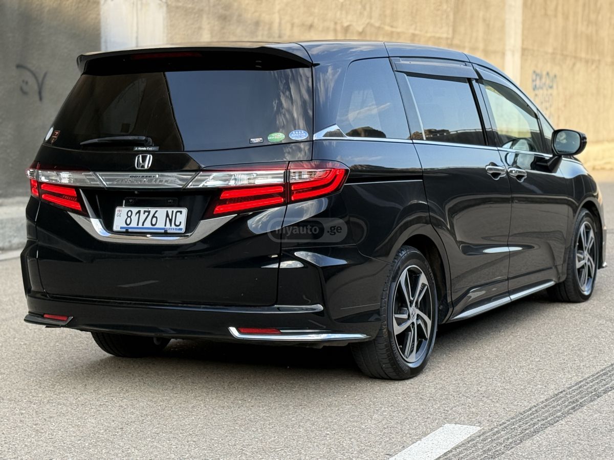 Honda Odyssey - фото 4