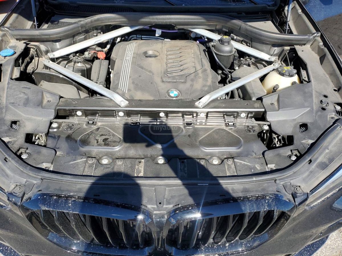 BMW X5 - фото 11