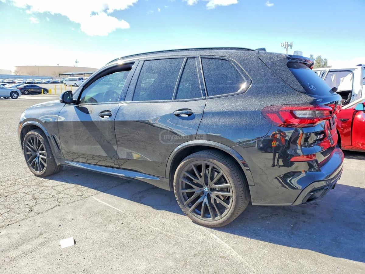 BMW X5 - фото 2