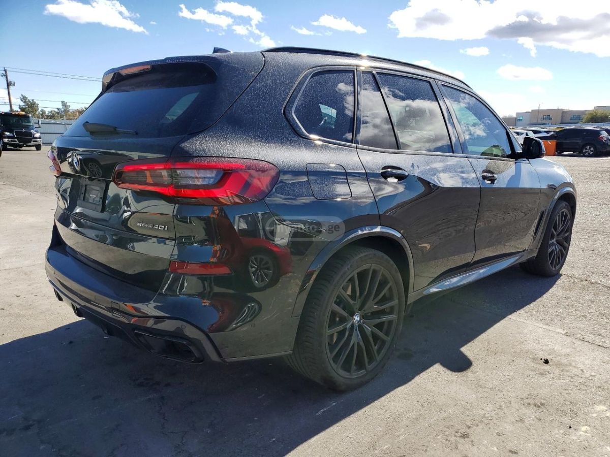 BMW X5 - фото 3