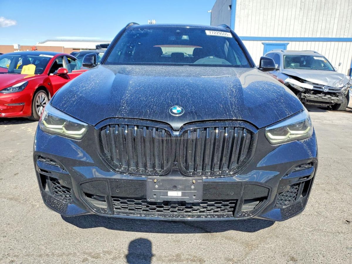 BMW X5 - фото 5