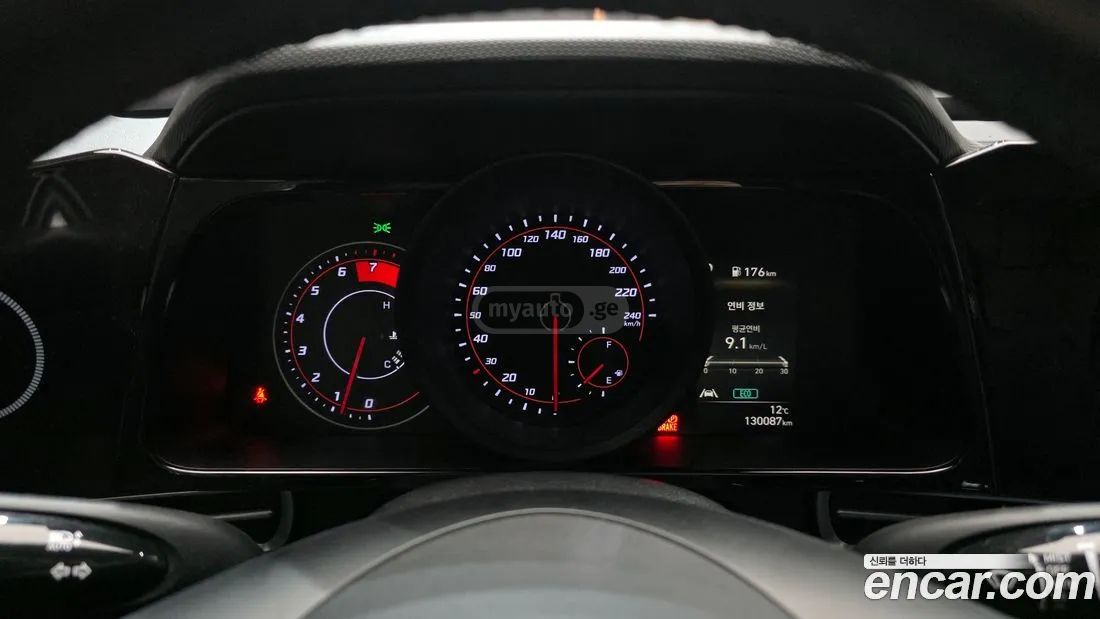 Hyundai Elantra - фото 8