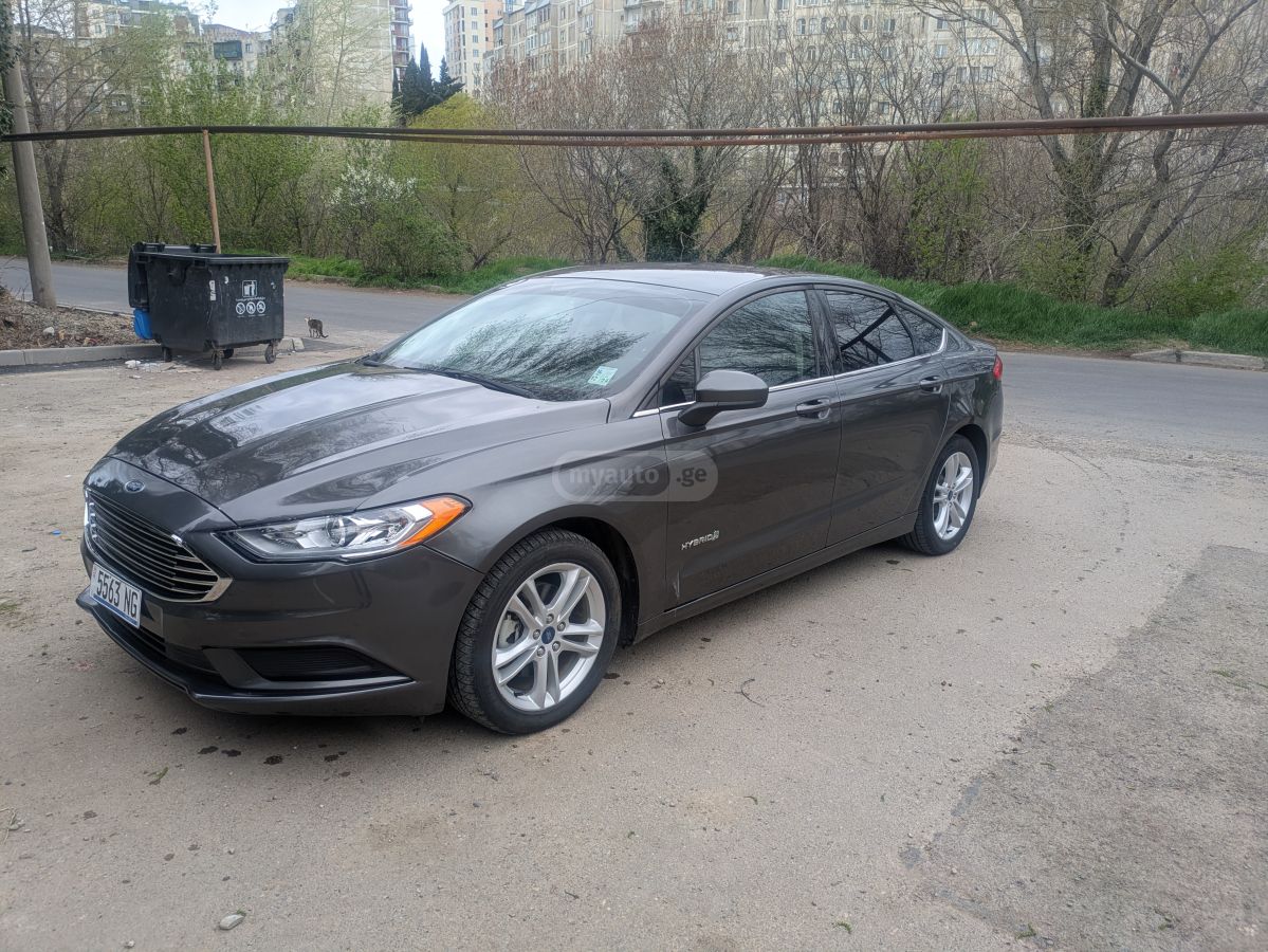 Ford Fusion - фото 2