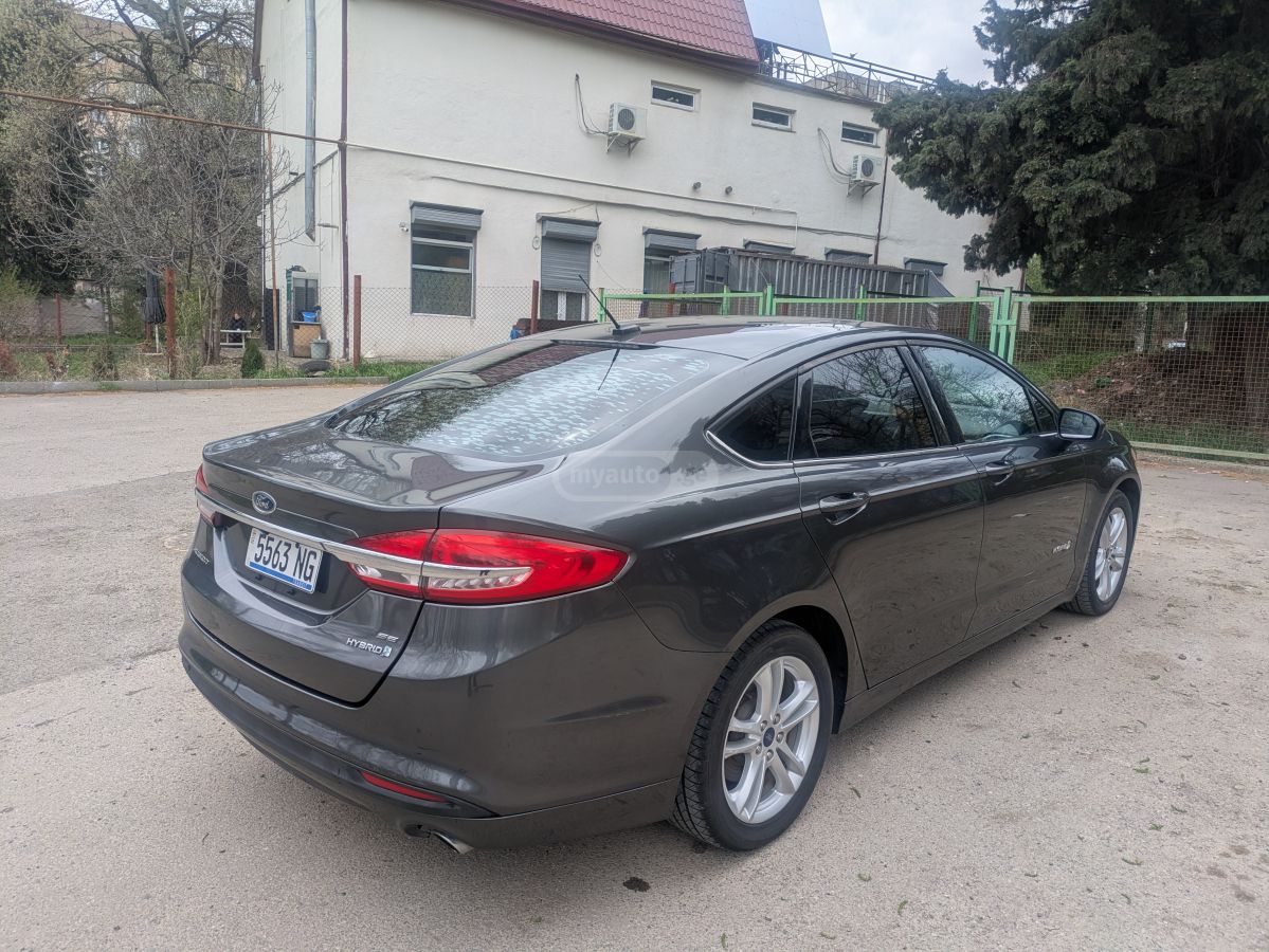 Ford Fusion - фото 3