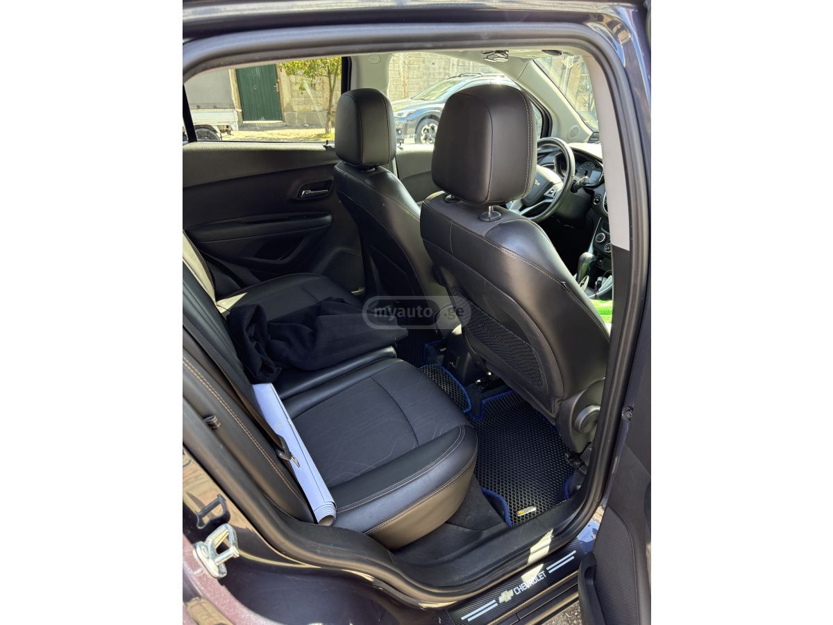 Chevrolet Trax - фото 7