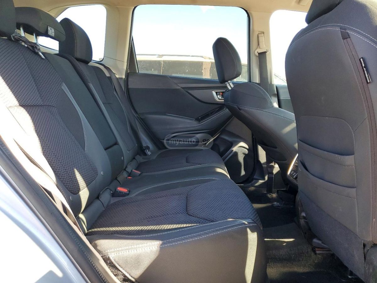 Toyota Forester 2021 — миниатюра 10