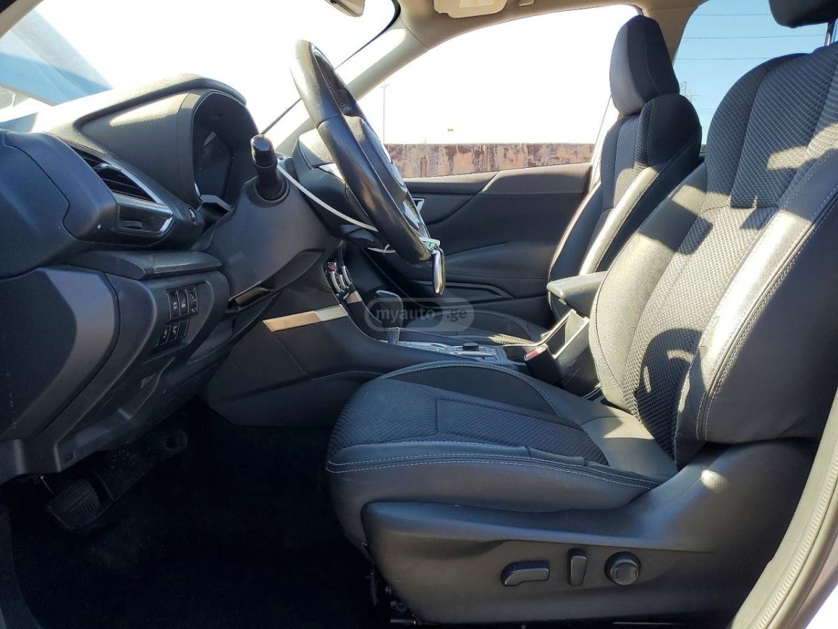 Toyota Forester 2021 — миниатюра 7