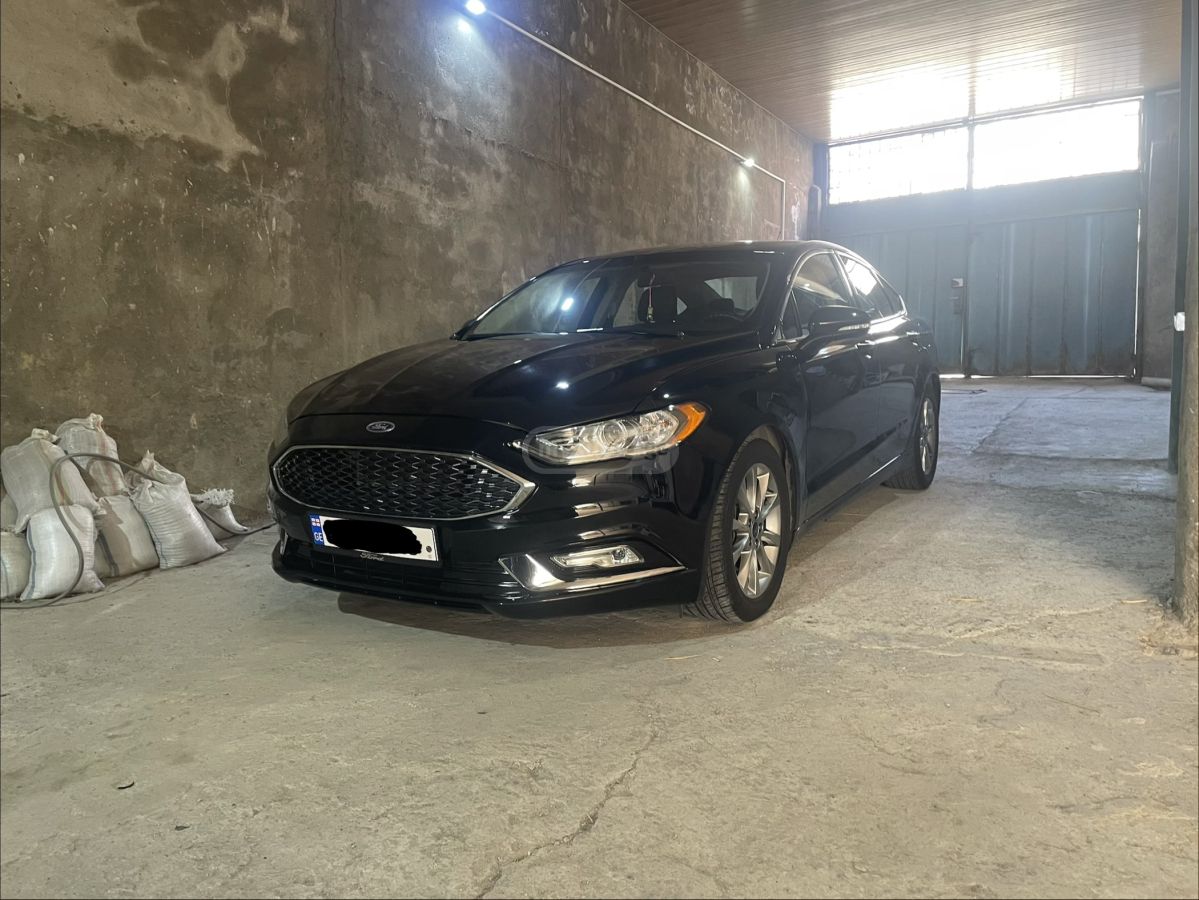 Ford Fusion - фото 2