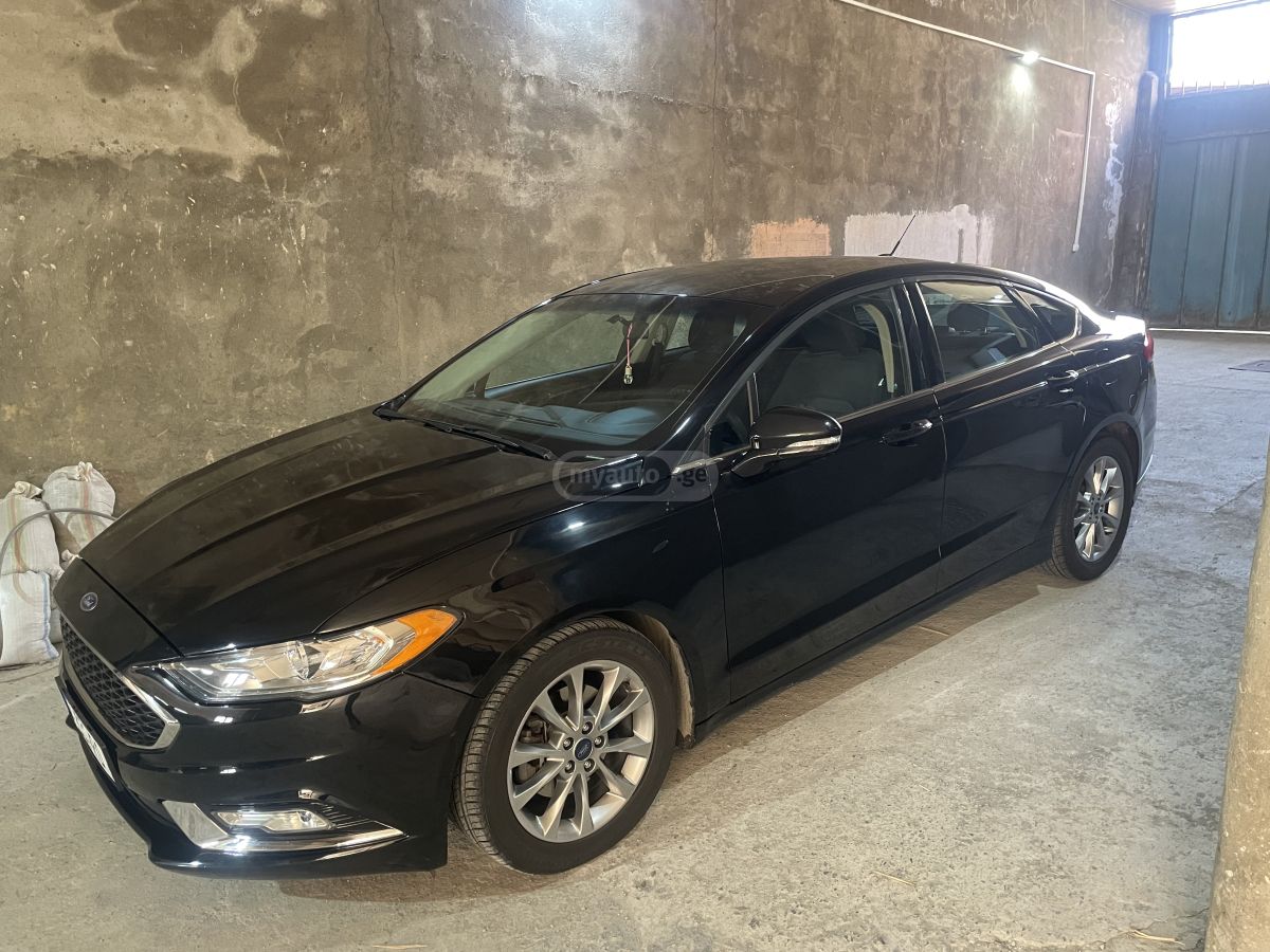 Ford Fusion - фото 3