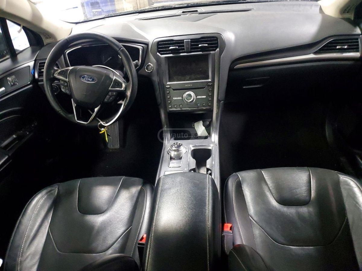 Ford Fusion - фото 8