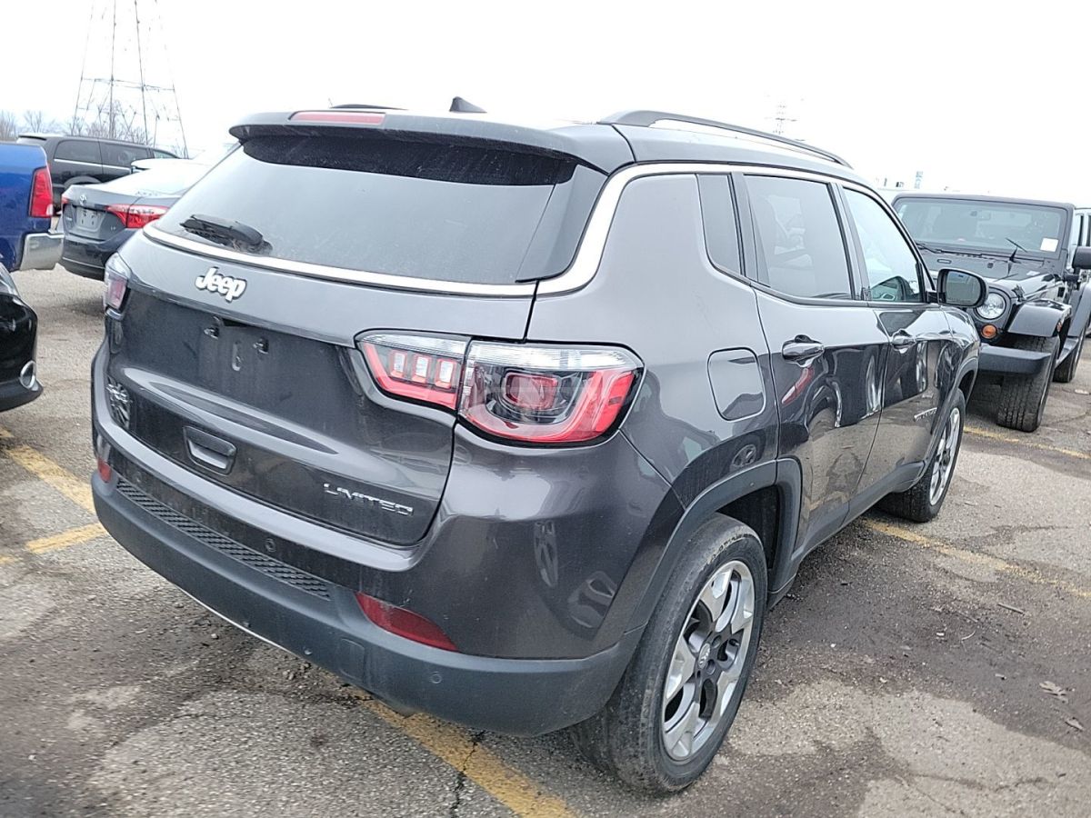 Jeep Compass - фото 4