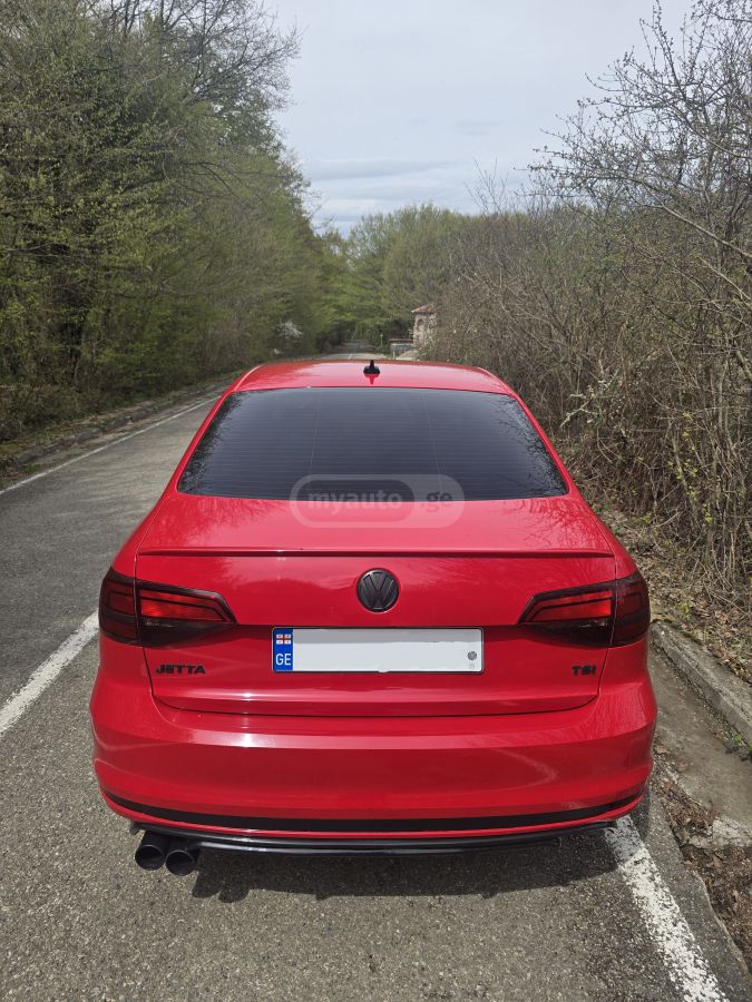 Volkswagen Jetta - фото 2