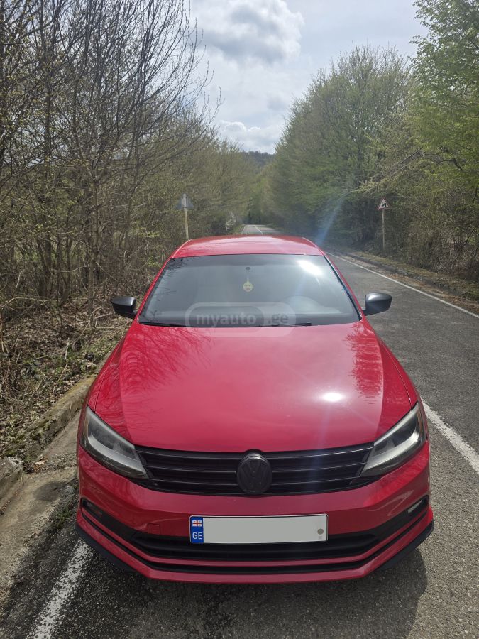 Volkswagen Jetta - фото 3