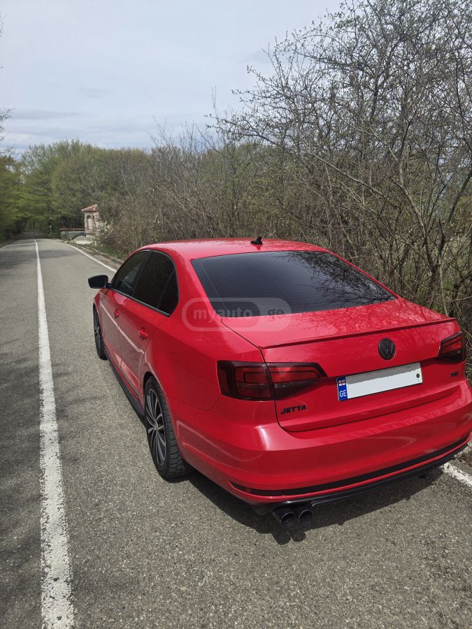 Volkswagen Jetta - фото 4
