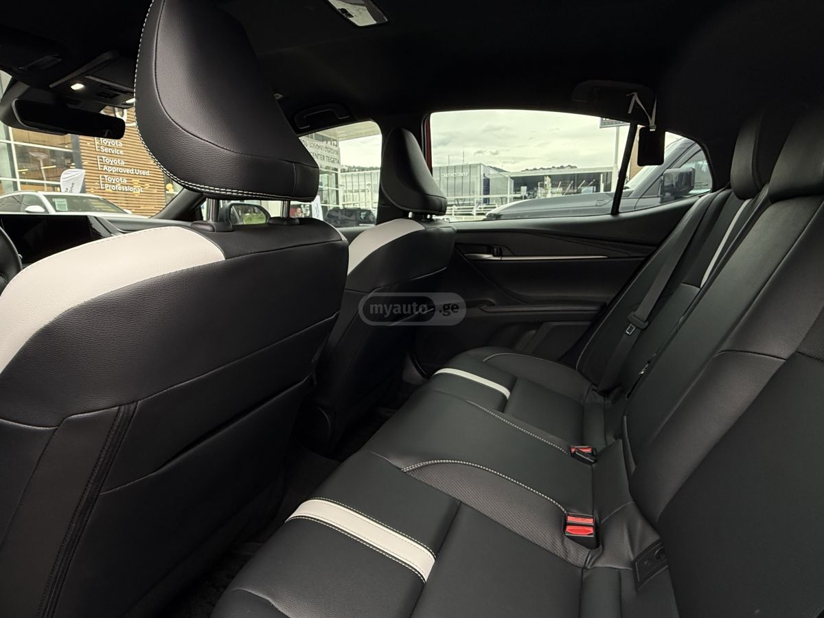 Toyota Camry - фото 12