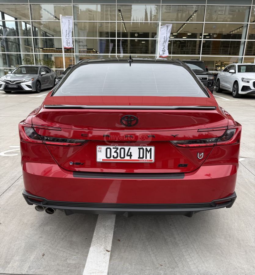 Toyota Camry - фото 6