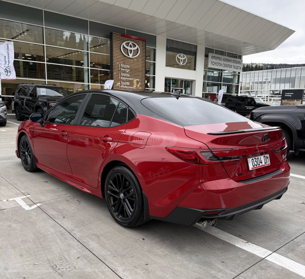 Toyota Camry - фото 7
