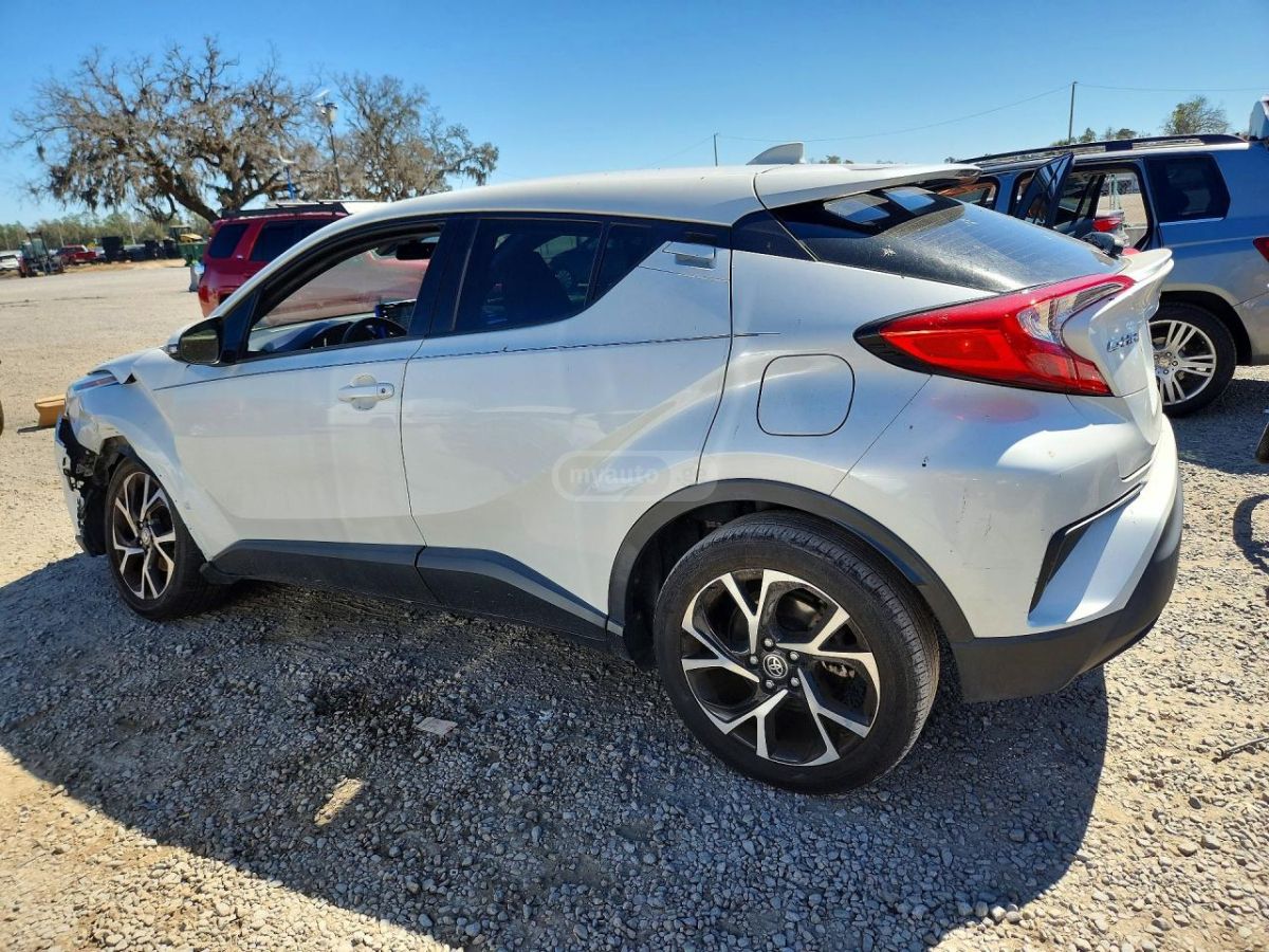 Toyota CHR - фото 2