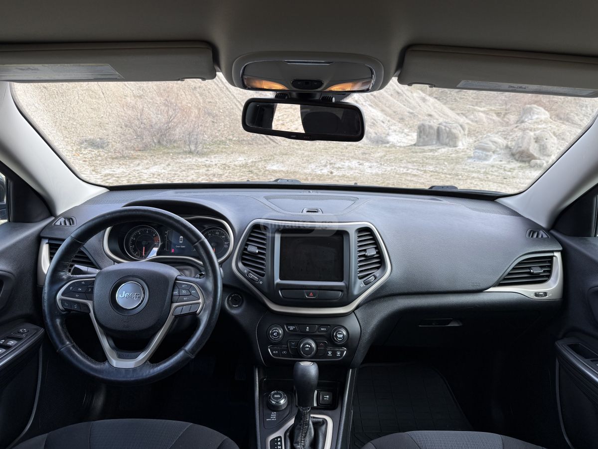 Jeep Cherokee - фото 11