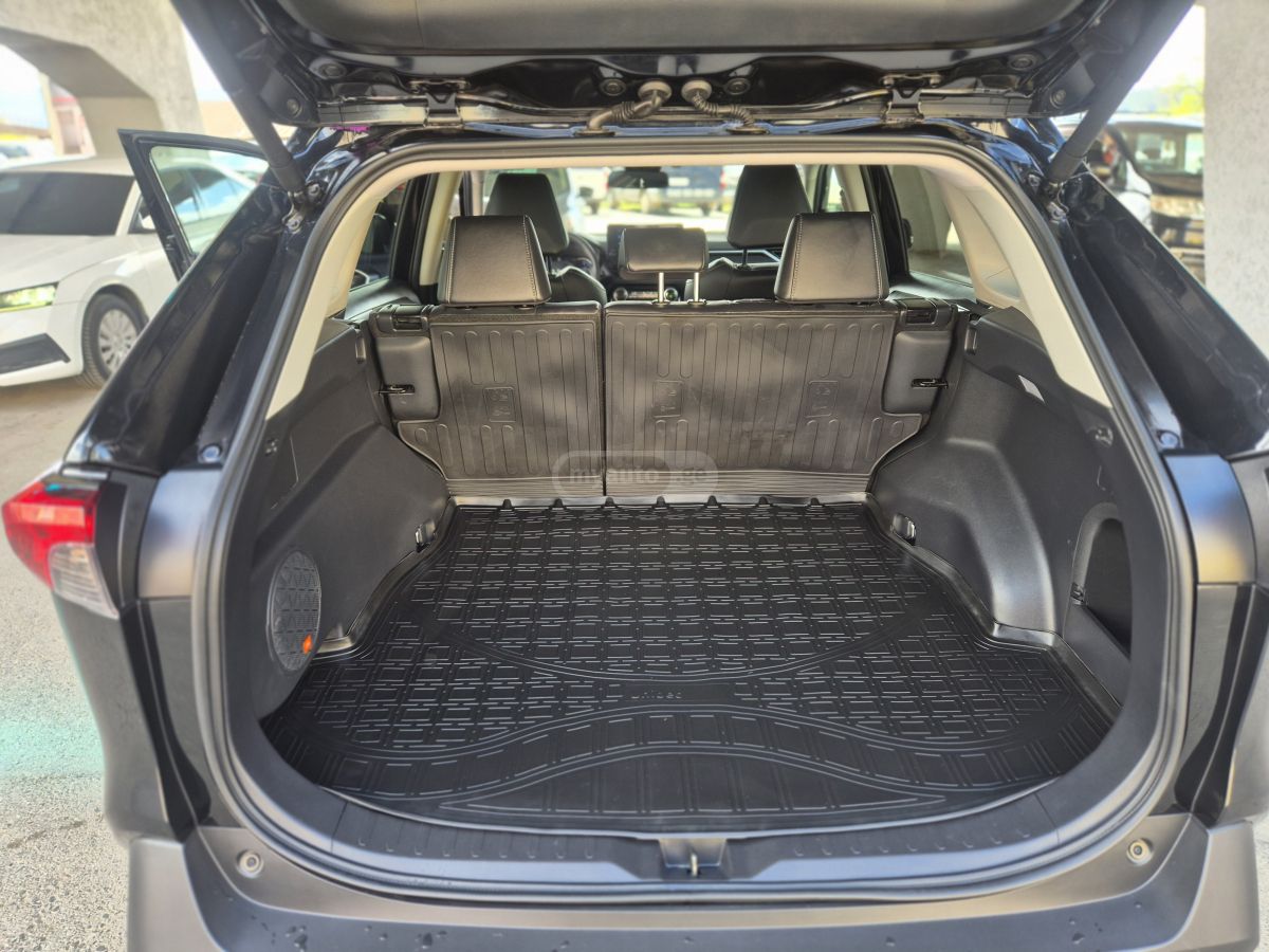 Toyota Rav 4 - фото 8
