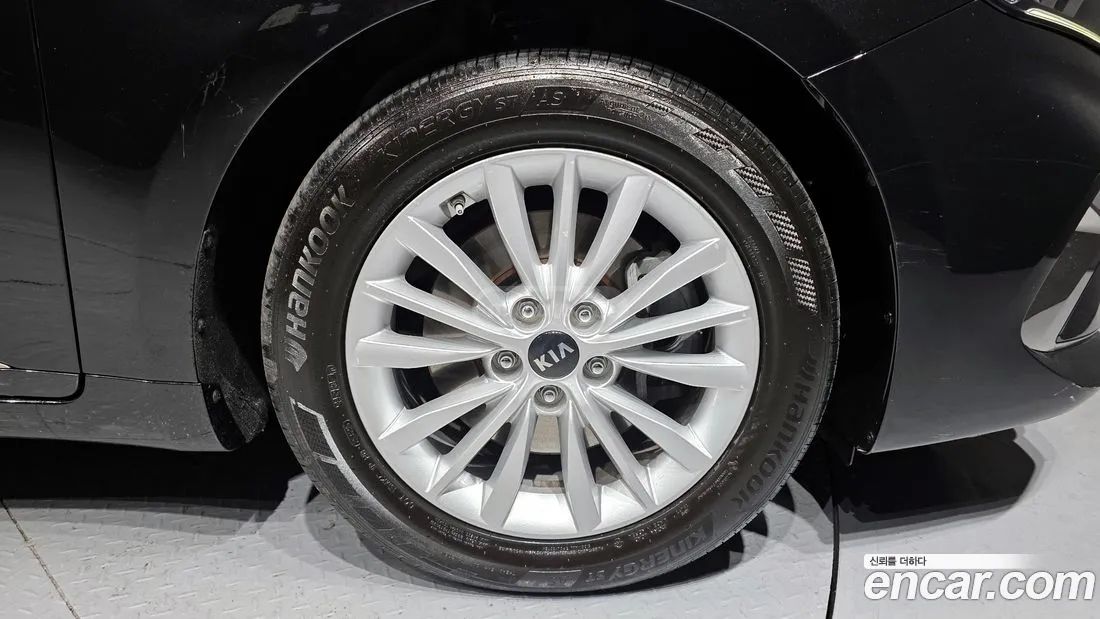 Kia Cadenza 2021 — миниатюра 5