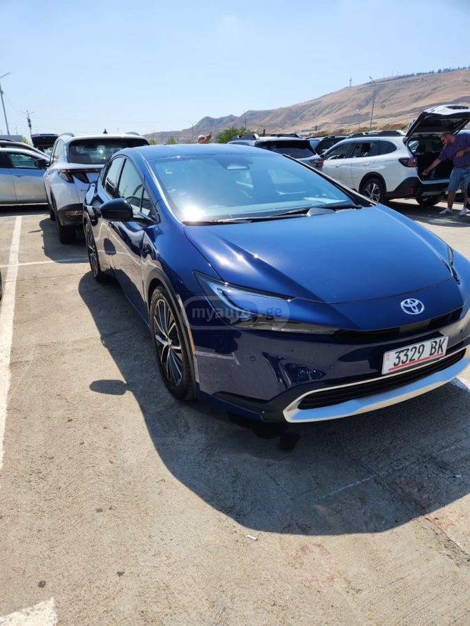 Toyota Toyota Prius Prime SE — миниатюра 2