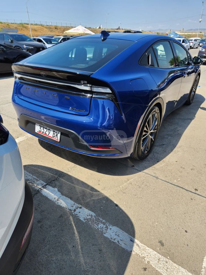 Toyota Toyota Prius Prime SE — миниатюра 3