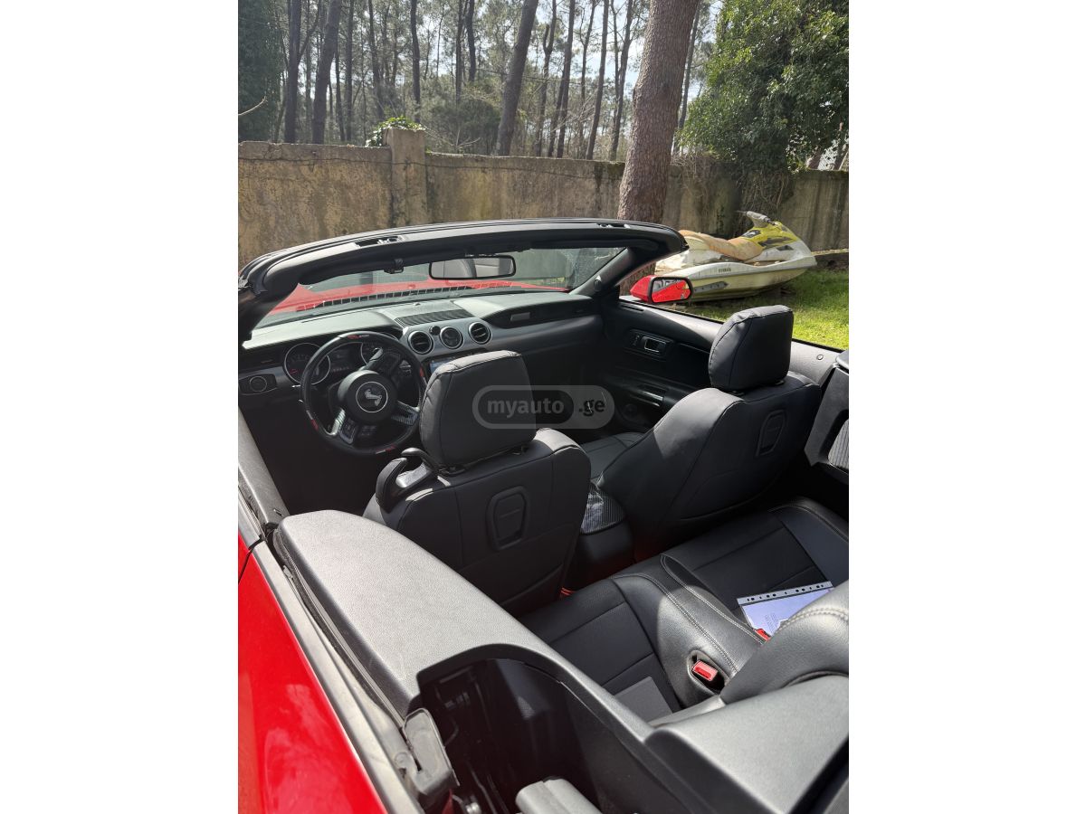 Ford Mustang - фото 9