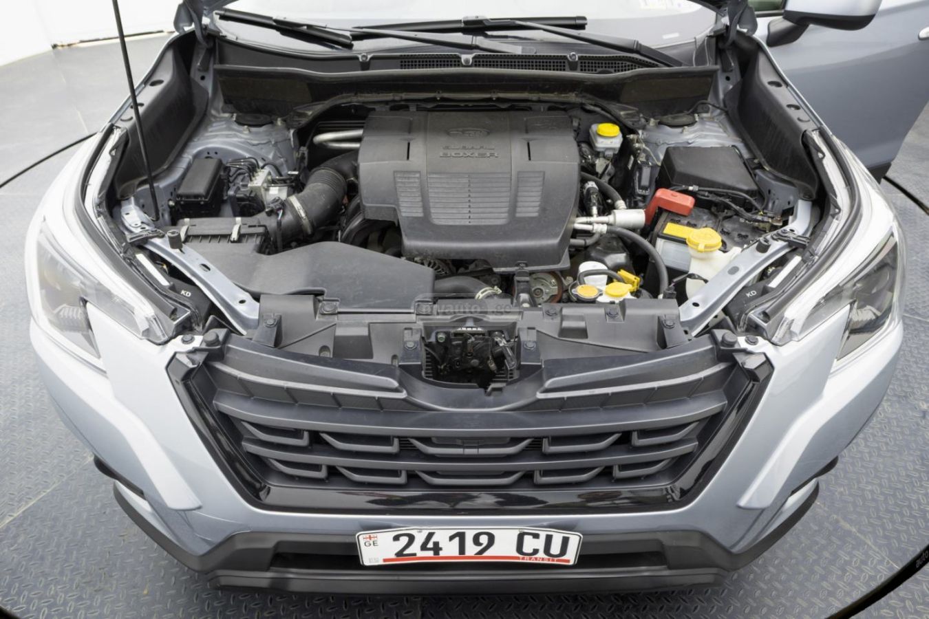 Subaru Premium 4dr All-Wheel Drive CV — миниатюра 7