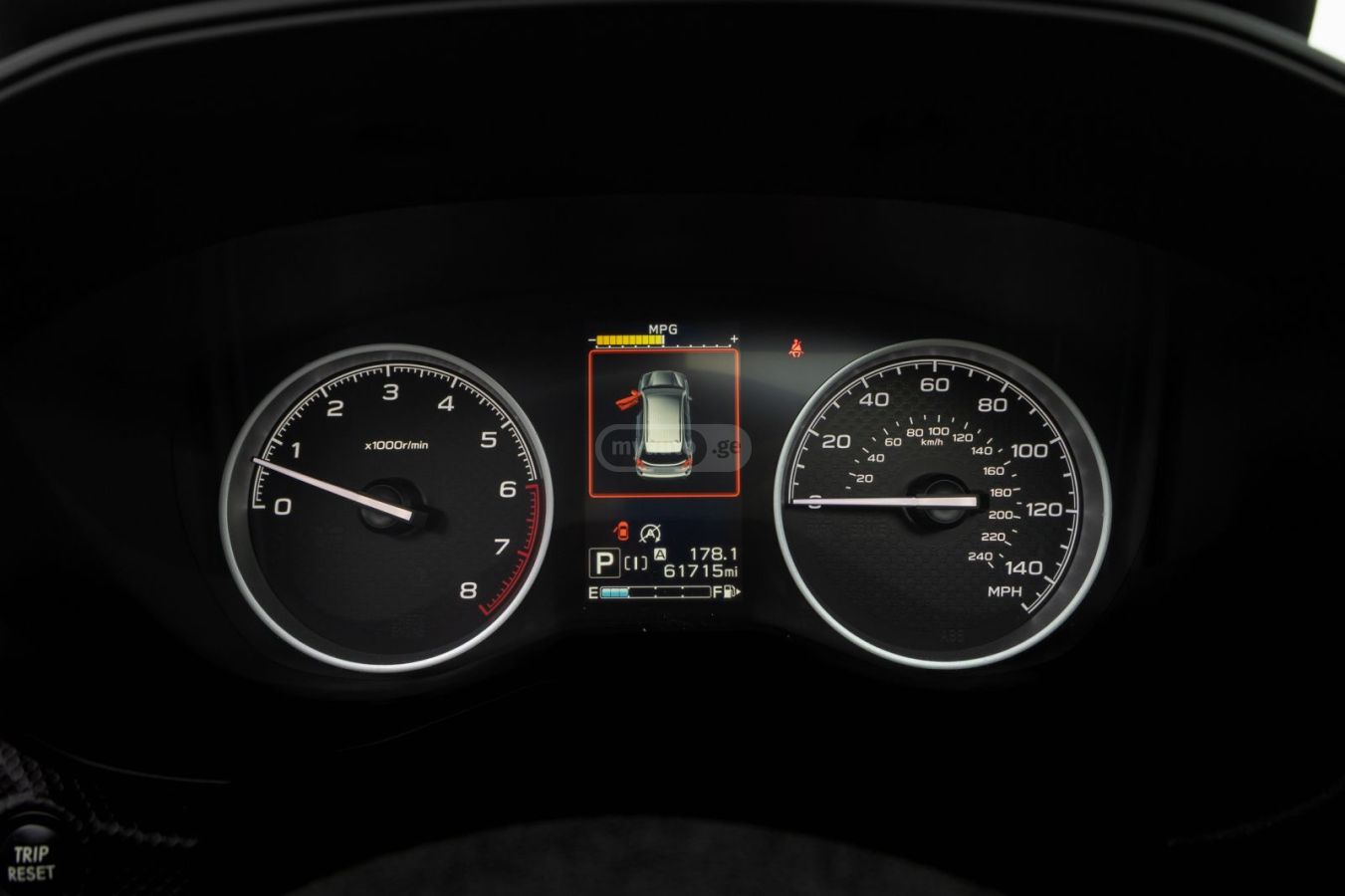 Subaru Premium 4dr All-Wheel Drive CV — миниатюра 8