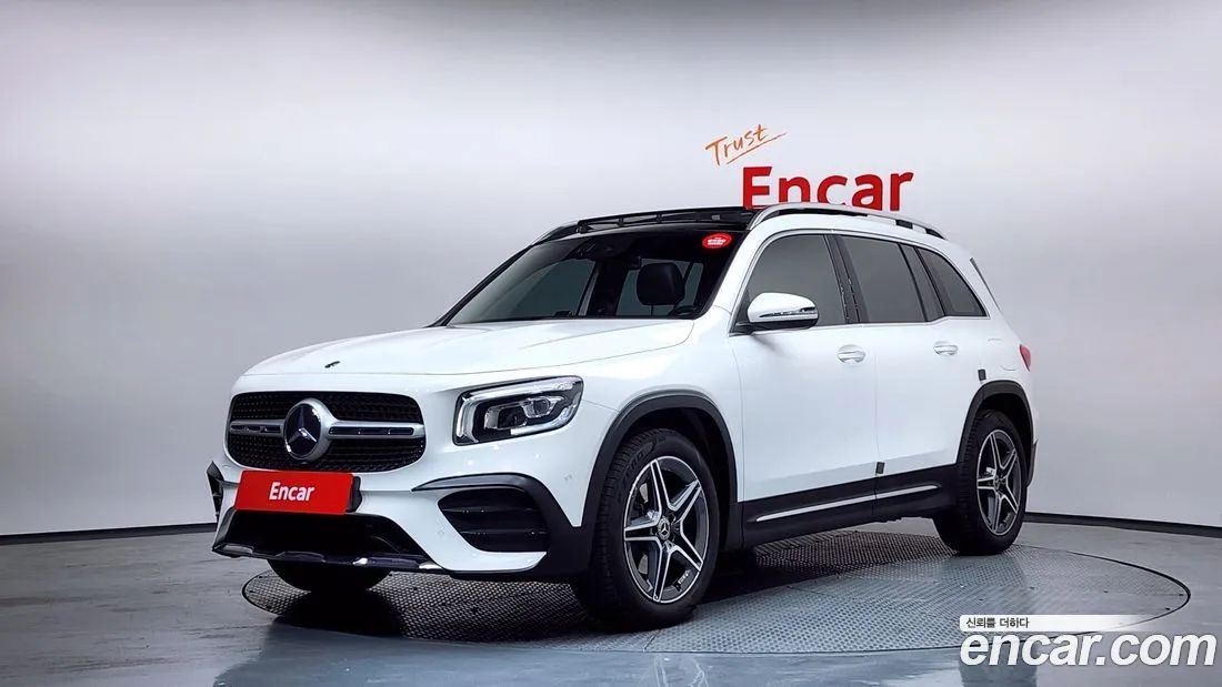 Mercedes-Benz GLB 35 AMG - фото 1