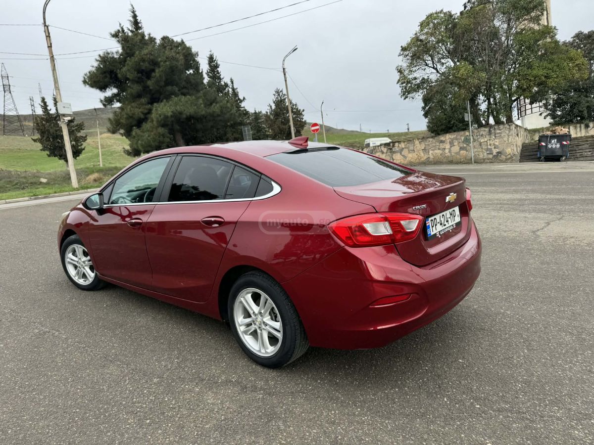 Chevrolet Cruze - фото 2