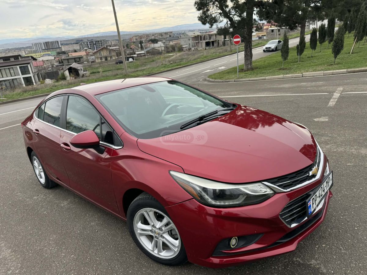 Chevrolet Cruze - фото 4