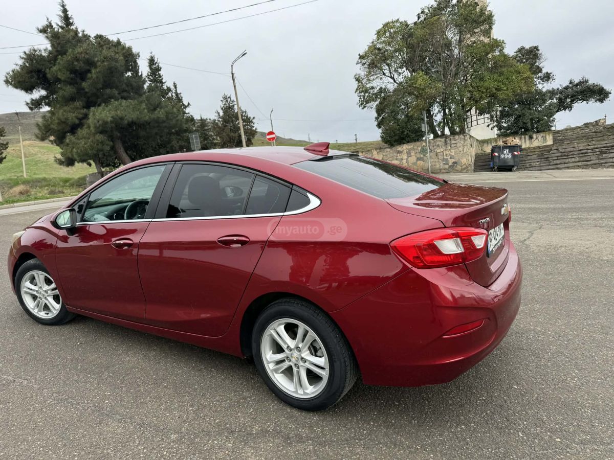 Chevrolet Cruze - фото 5