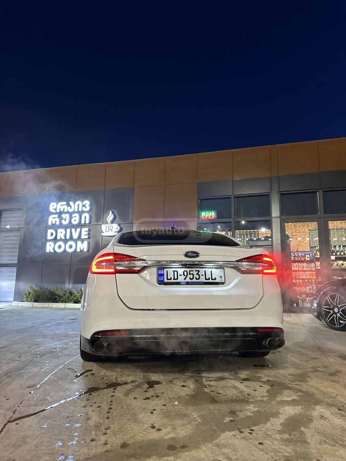 Ford Fusion - фото 2