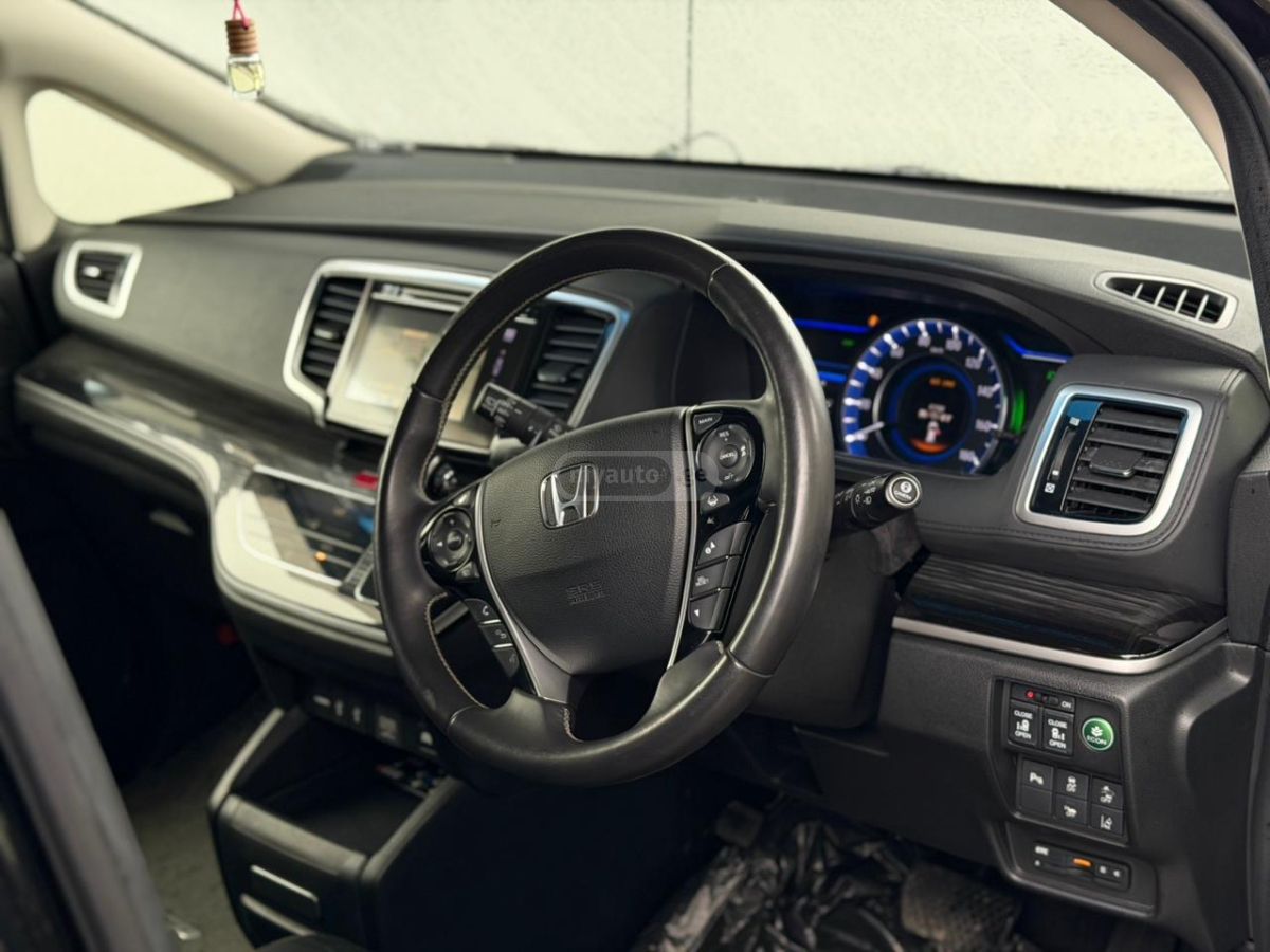 Honda Odyssey - фото 2