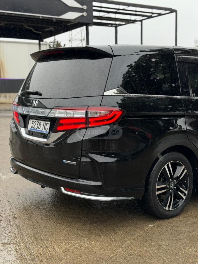 Honda Odyssey - фото 9