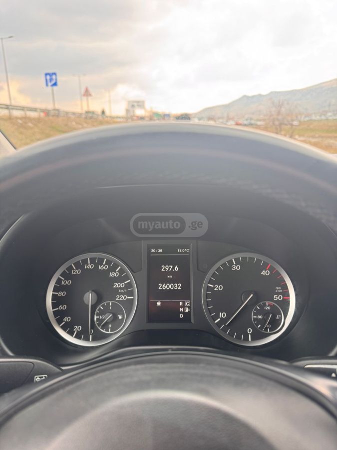 Mercedes-Benz Vito - фото 2