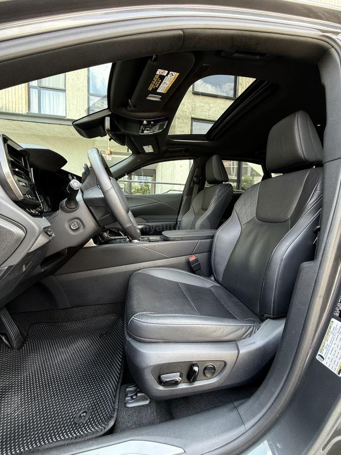 نمای دیگر Lexus Hybrid PREMIUM Plus AWD 2024