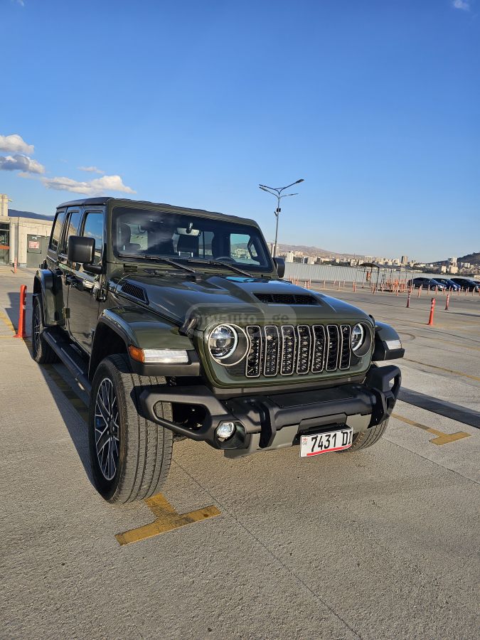 Jeep SAHARA — миниатюра 10